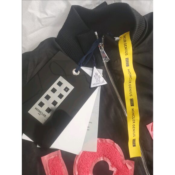 Preowned Moncler Down Jacket With Garment Bag Size 2 - Picture 5 of 11